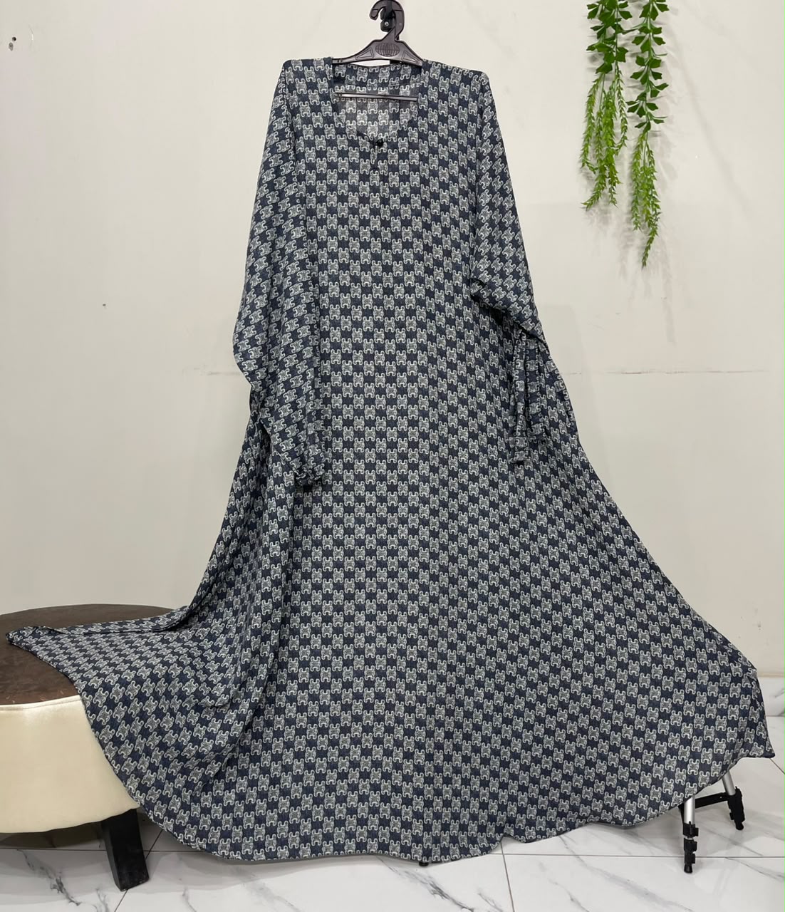 Stylish Abaya - Design #023