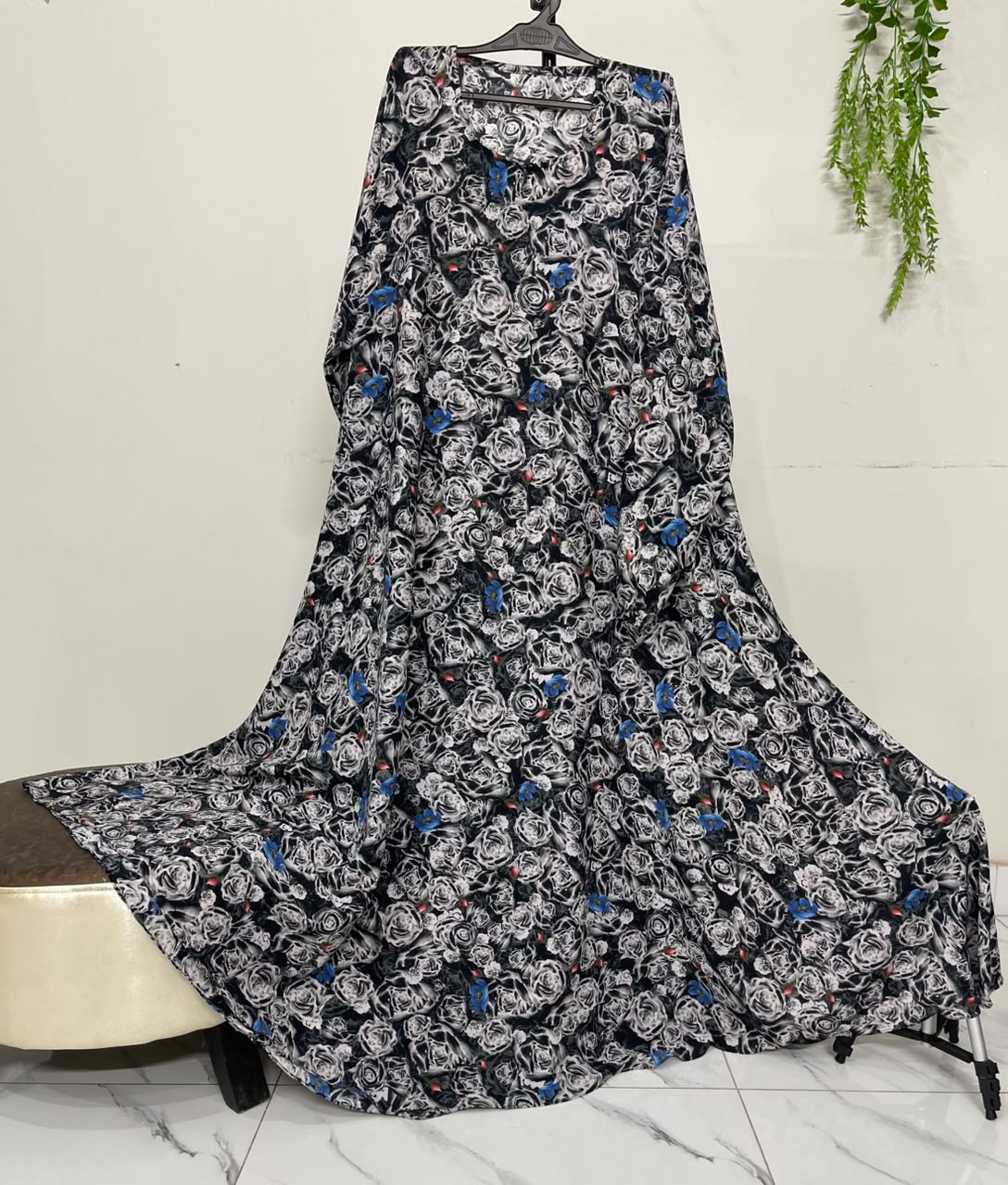 Stylish Abaya - Design #043